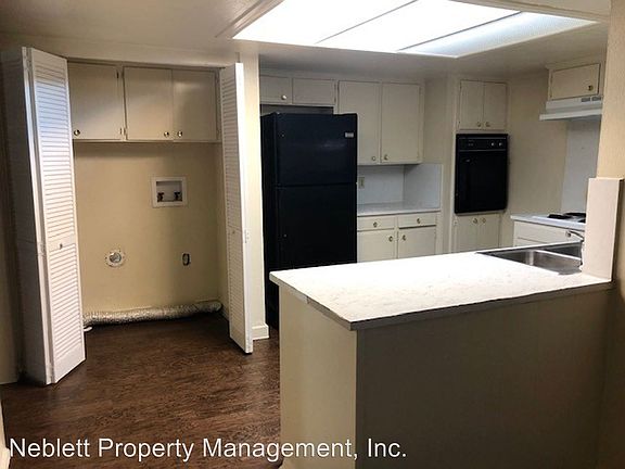 4th image of 1900 Westminster St APT 109