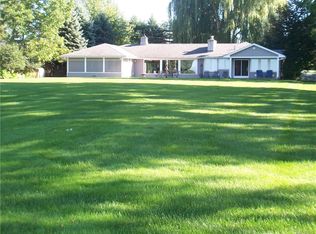 4877 E Lake Rd, Burt, NY 14028