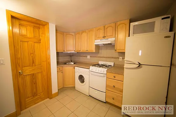 Rented by Red Rock Realty | media 8