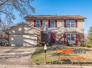 2401 Country Wood Dr, Maryland Heights, MO