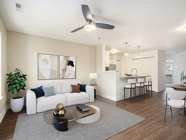 Signature Pointe Apartment Homes — Photo 1