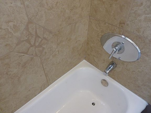 5th image of 4307 W 28th St APT 102