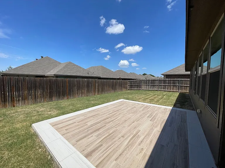2120 Blakely Ct — Photo 55