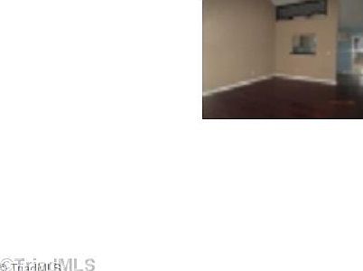 3rd image of 203 Oaklawn Dr
