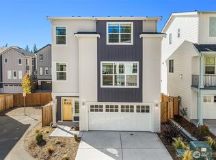 10 160th Place SE, Bothell, WA 98012