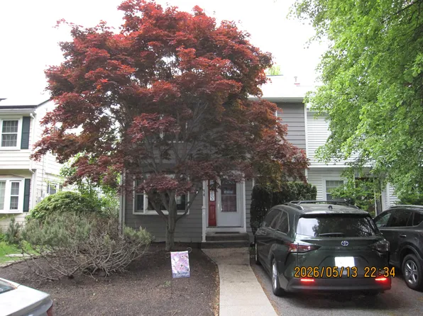 14 Cornelius Way, Cambridge, MA 02141