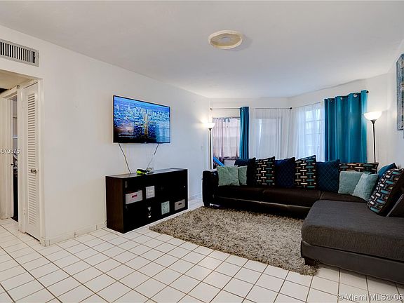 4th image of 1663 NE Miami Gardens Dr APT 238