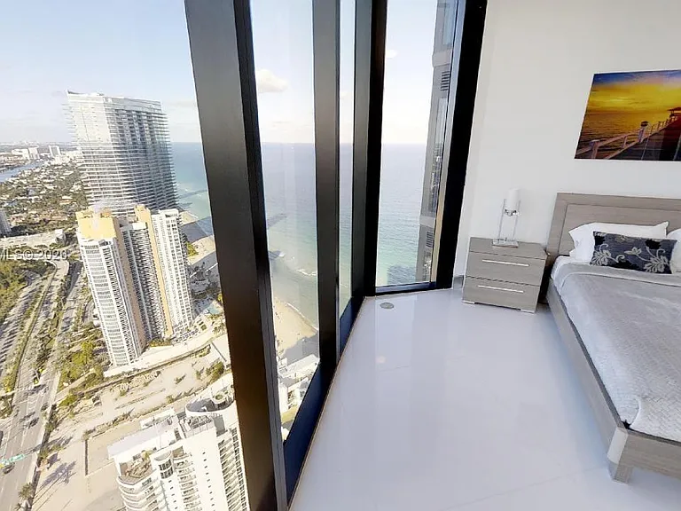 18555 Collins Ave #4804 — Photo 47