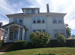 398 Weld St #1, West Roxbury, MA 02132