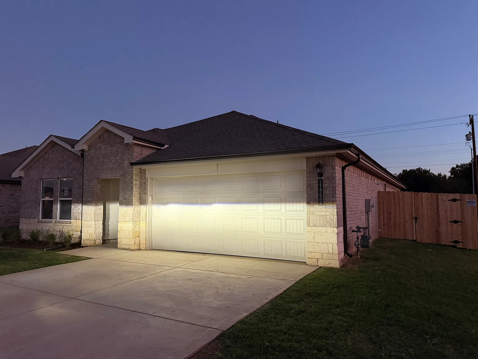 4 bed, 1796 sqft, $1,950 — Photo 2