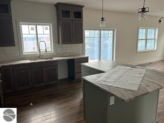 2nd image of 4117 Terra Farm Ln