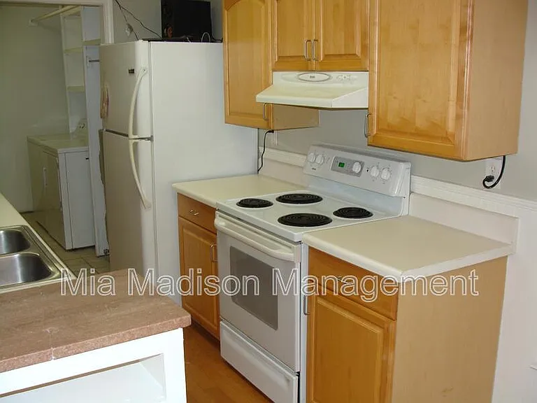4708 Spring Hill Rd — Photo 5