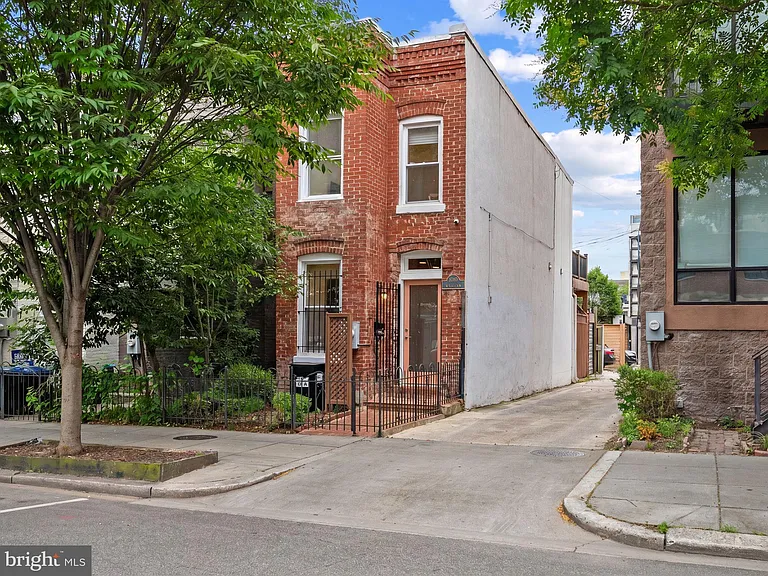 1010 W St NW — Photo 3