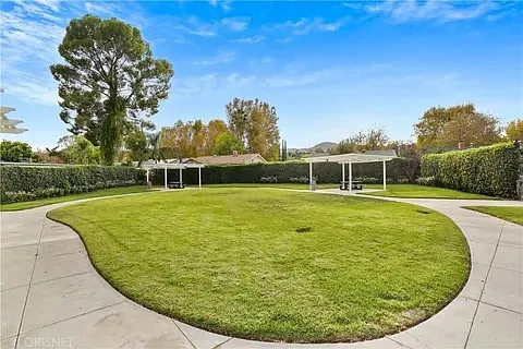 24307 La Glorita Cir — Photo 21