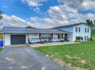 11488 Nashville Rd, Bowling Green, KY 42101