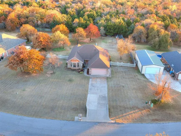 170 W Lily Ln, Edmond, OK 73025