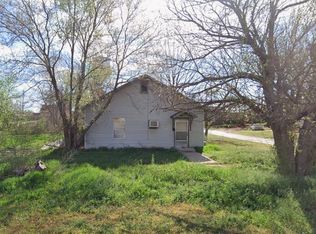 902 N Broadway St, Sayre, OK 73662