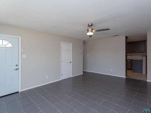 5th image of 36 Wildy Dr