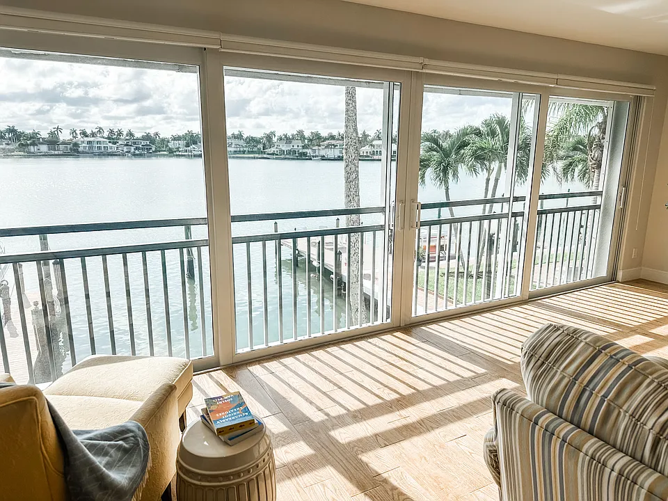 2800 Gulf Shore Blvd N #209