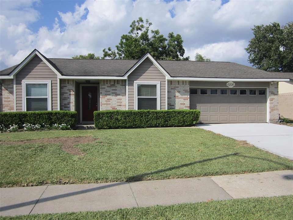1st image of 6226 Silver Leaf Dr