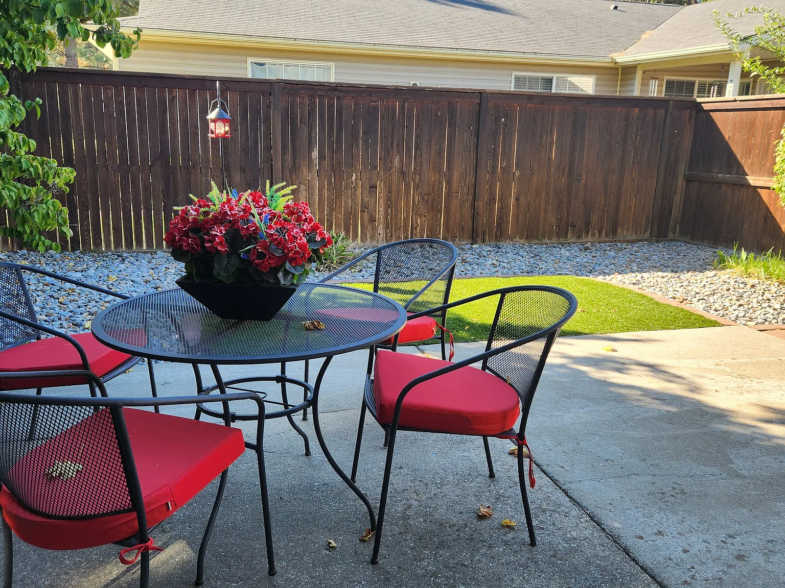 3 bed, 1590 sqft, $1,995 — Photo 3