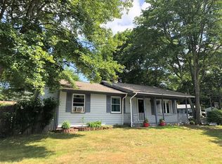 427 Valley Rd, New Bedford, MA 02745