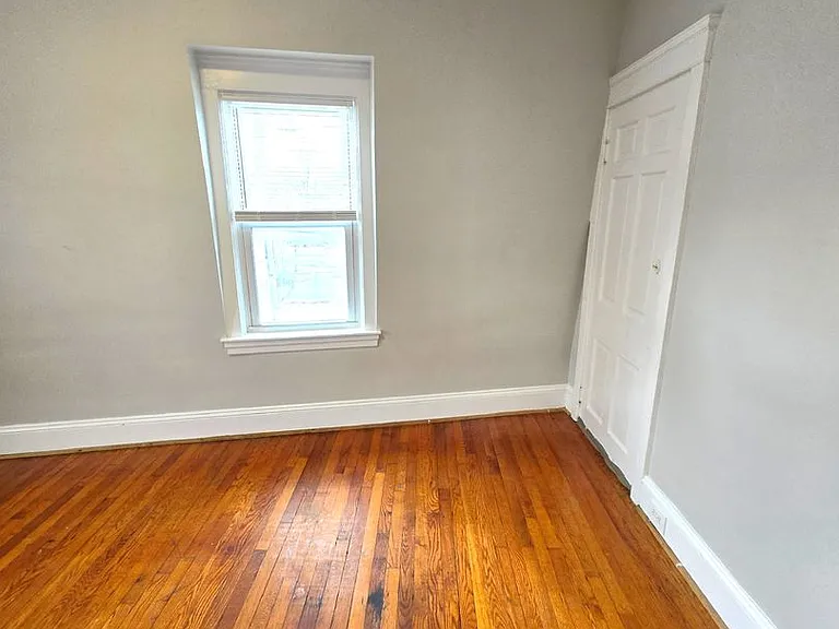161 Montgomery Street — Photo 10