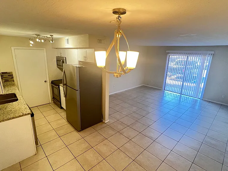 2130 Forest Knoll Dr NE #108 — Photo 8