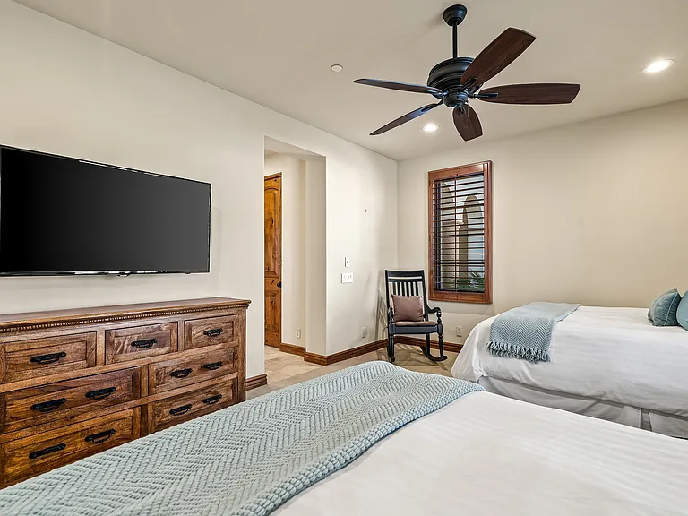 43 Mount San Jacinto Cir — Photo 31