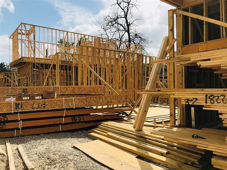 Beautiful new Contemporary homes are now framing.