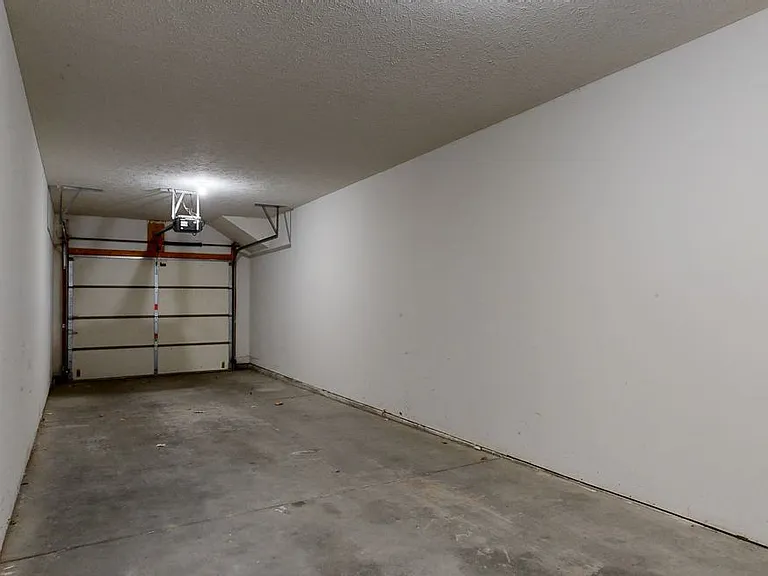 Stone Creek Villas — Photo 122