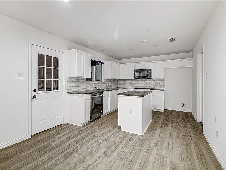 3107 Rendezvous Ct — Photo 11