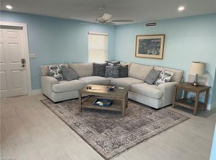 1155 Sandpiper St APT F-1, Naples, FL 34102