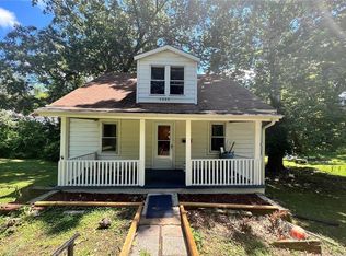 1305 Clawson St, Alton, IL 62002