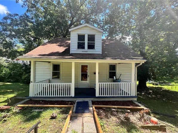 1305 Clawson St, Alton, IL 62002