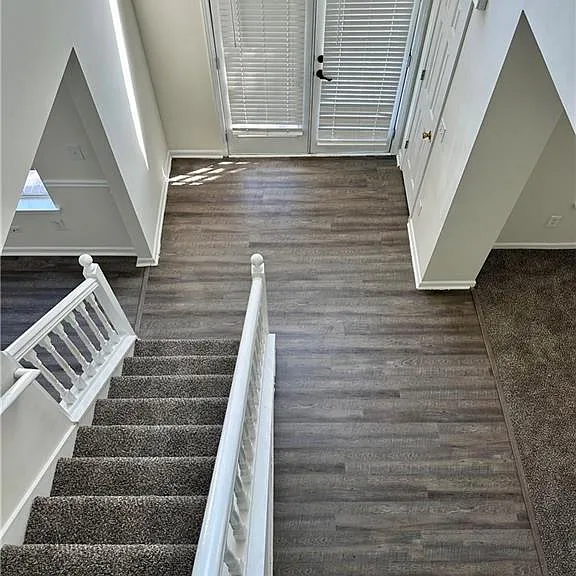 3635 Spring Mesa Dr — Photo 2
