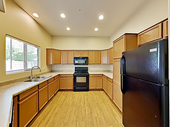 5th image of 8114 W Beck Ln