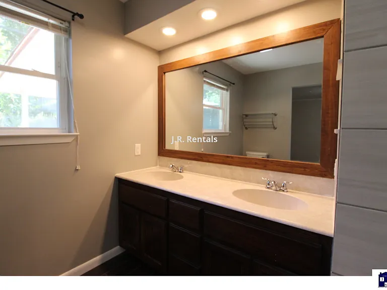 616 Manning Dr — Photo 11