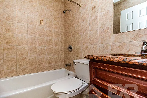 Rented by EXR | media 5