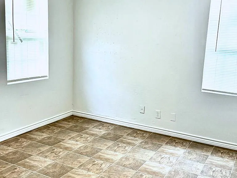 1727 Loma Linda Ave — Photo 10