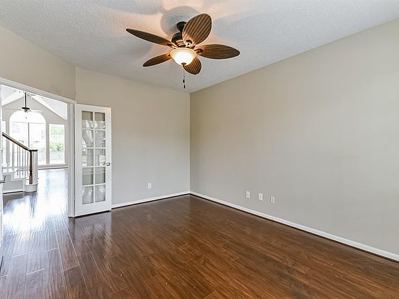 4th image of 4119 Stillwater Dr