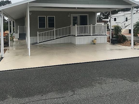 2nd image of 32 Fairview Dr N