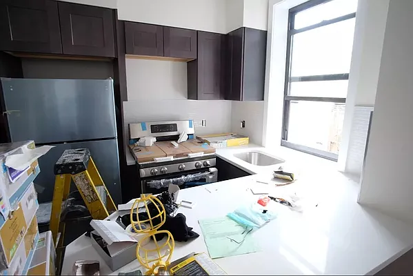 Rented by Link NY Realty | media 48