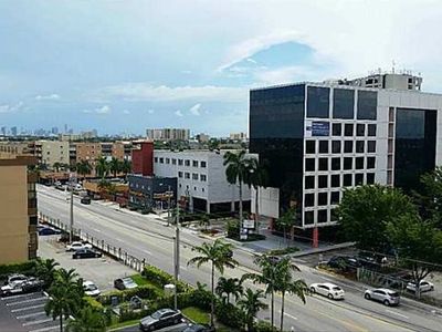 5055 NW 7th St APT 805, Miami, FL, 33126