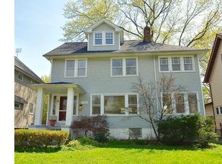 2954 Essex Rd, Cleveland, OH 44118