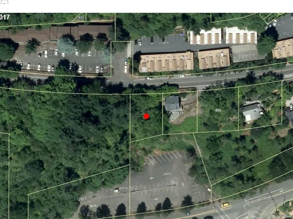 SW Broadway Dr, Portland, OR 97201