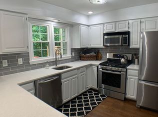 11732 Great Owl Cir, Reston, VA 20194