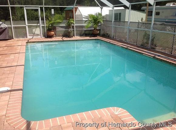 2nd image of 3418 Riverdale Dr
