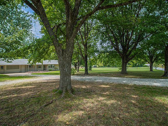 2nd image of 2541 Bunker Road W