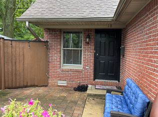 18 Hough St, Greenfield, IN 46140